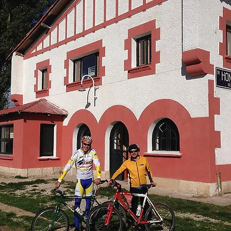 Vandrerhjem De La Estacion Del Rio Lobos *