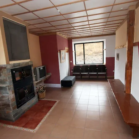 Vandrerhjem De La Estacion Del Rio Lobos *